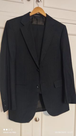 Traje raya diplomatica