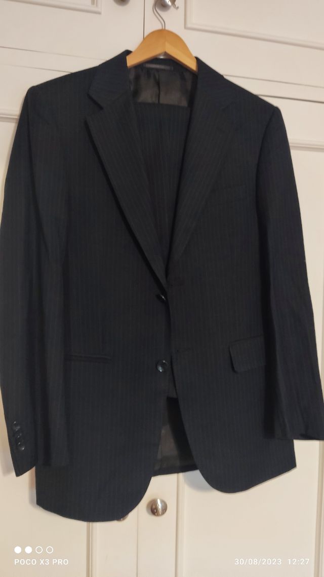 Traje raya diplomatica