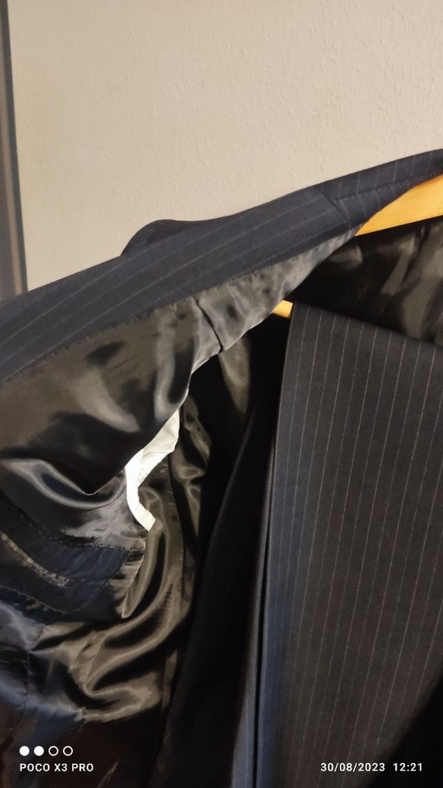 Traje raya diplomatica