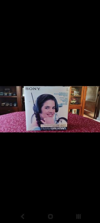 WALKMAN SONY RADIO