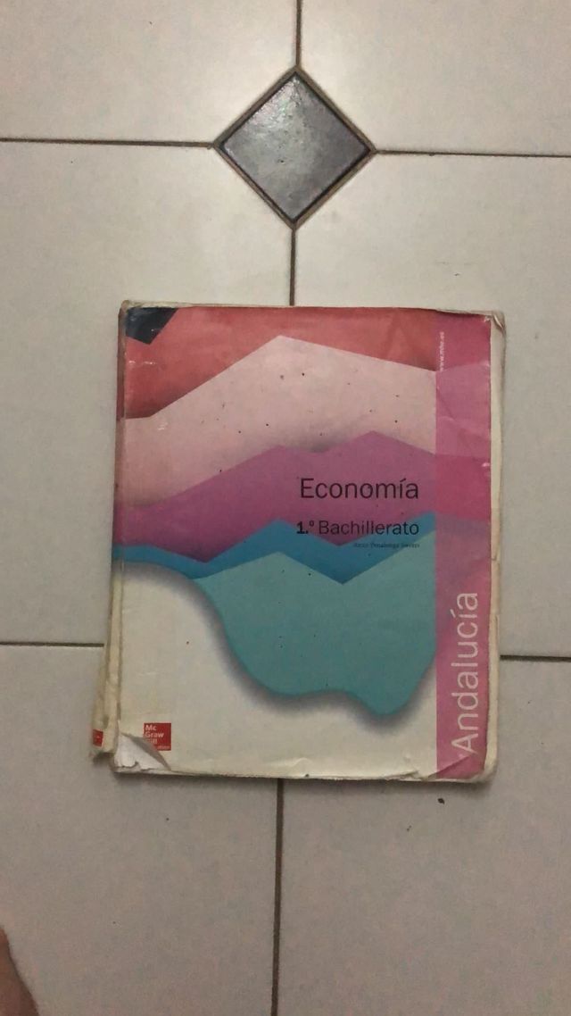 libro economía 1° bachillerato