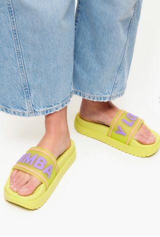 Sandalias/chanclas de Bimba y Lola