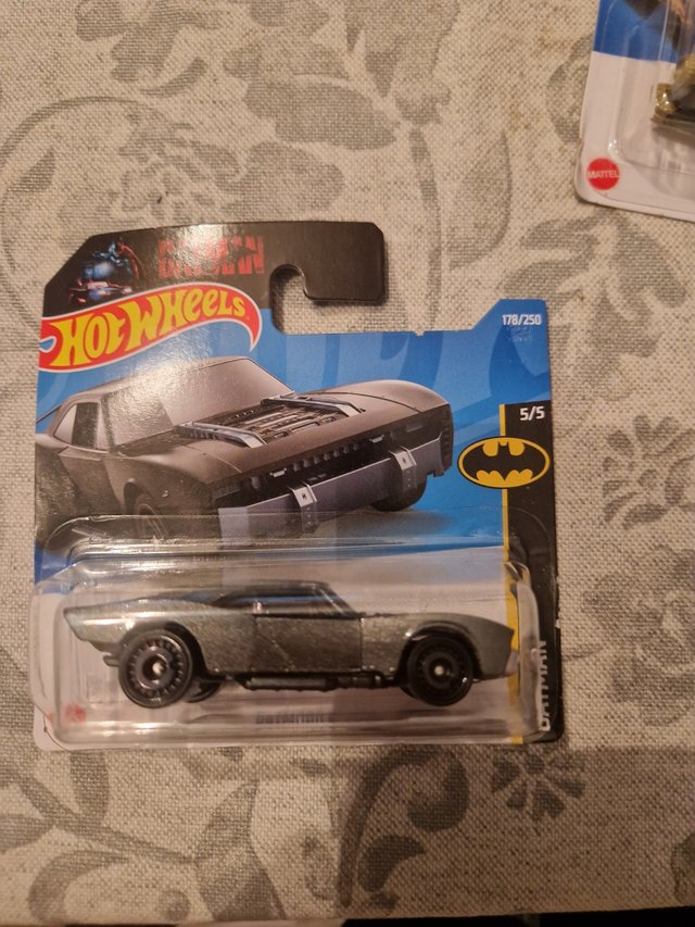 Hot Wheels Batmobile 85° Anniversario - Edizione Speciale Mattel Creations, Scala 1:64, Sigillato