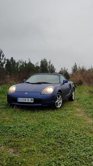 Toyota MR2 2001