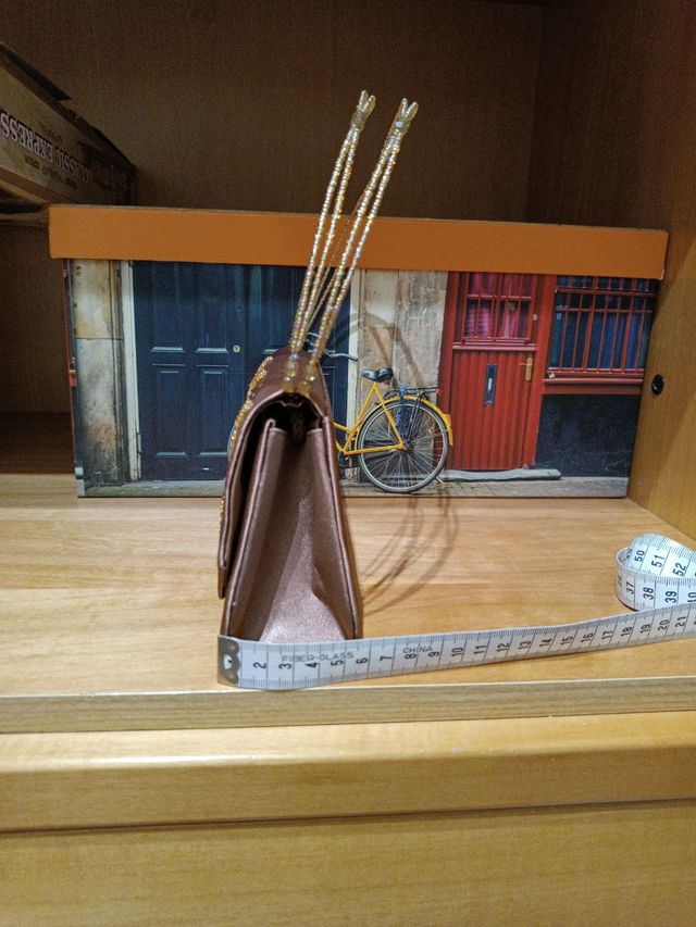 Bolso de fiesta color topo