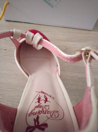 Zapatos Betty Pumps en rojo