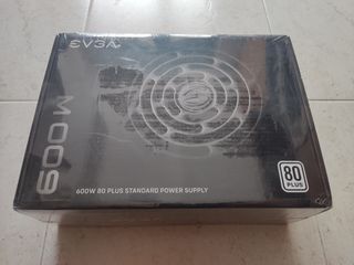Fuente de alimentación evga 600 W1