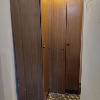 Armario despensero, escobillero, esquinero...