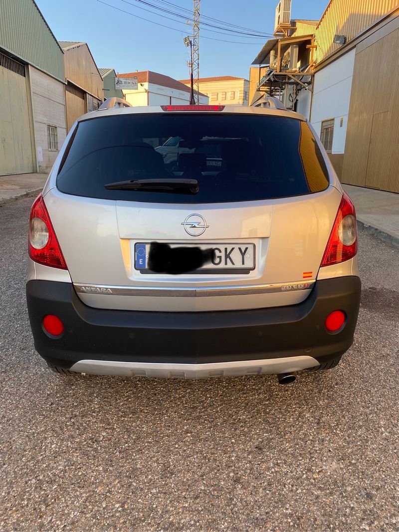 Opel Antara 2008 - foto 1