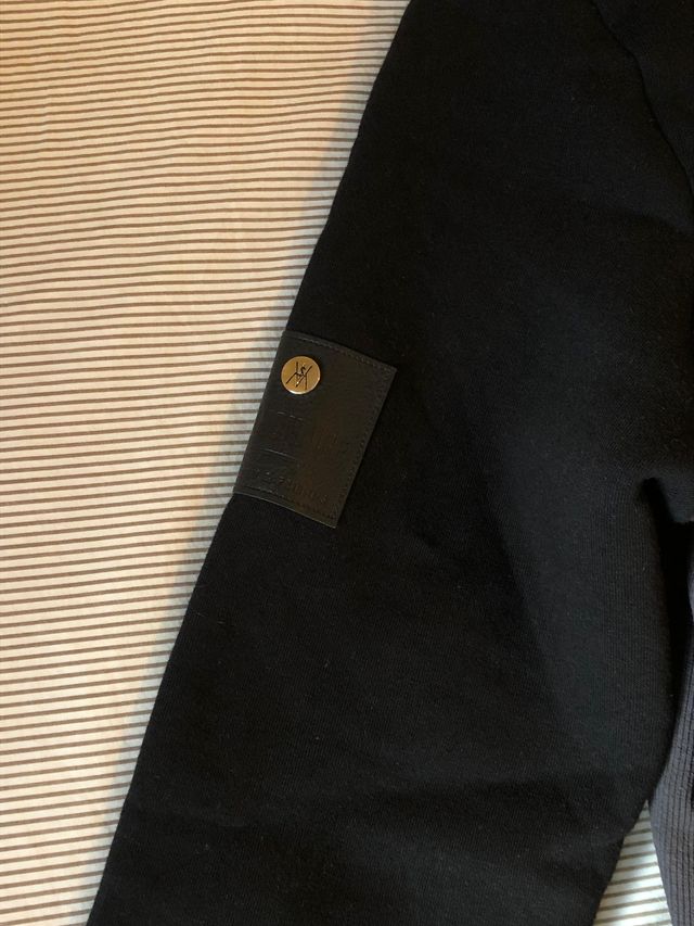 Sudadera negra Millionaire