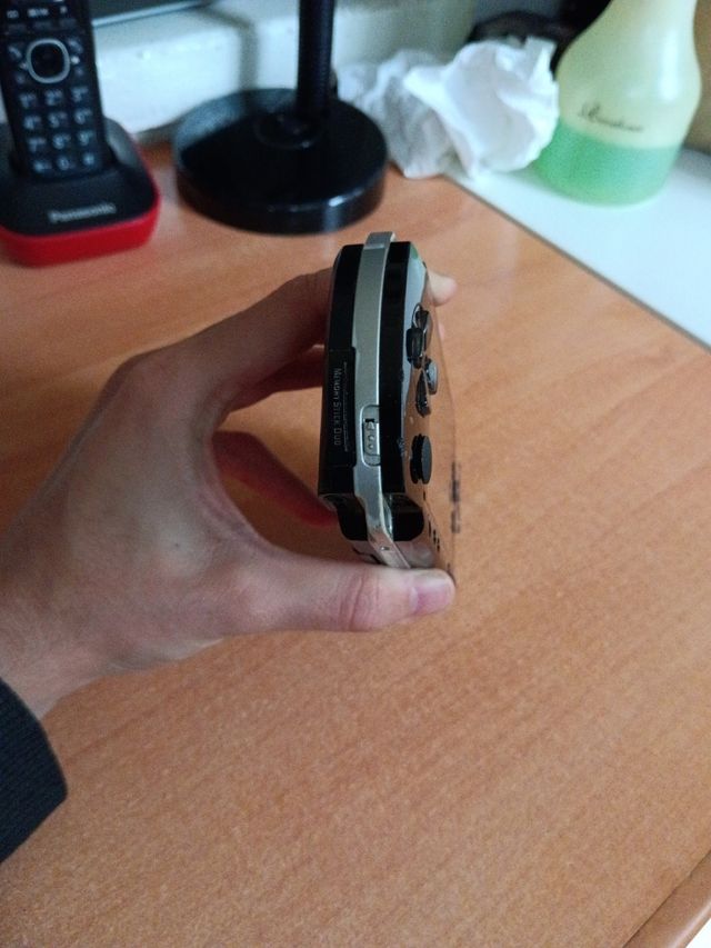 PSP Con funda y cargador.