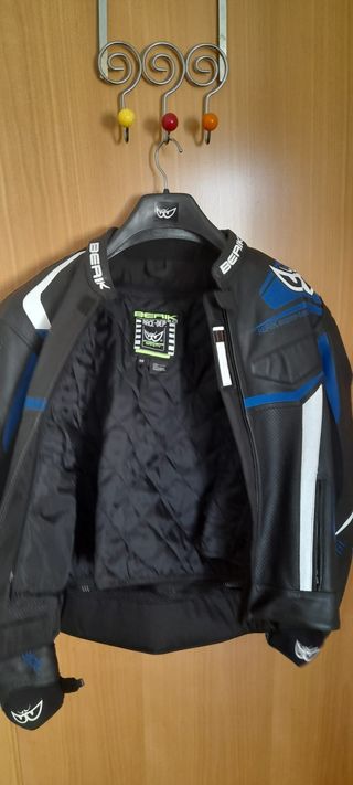 Berik-Zacura-EVO-Motorcycle-Leather-Jkt-0002