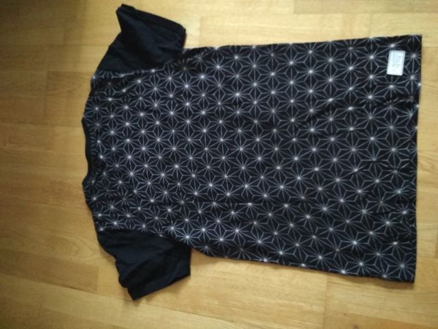 Camiseta marca Confusion de chico