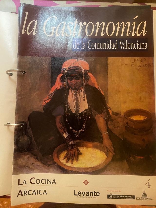Fascículos de la gastronomía valenciana