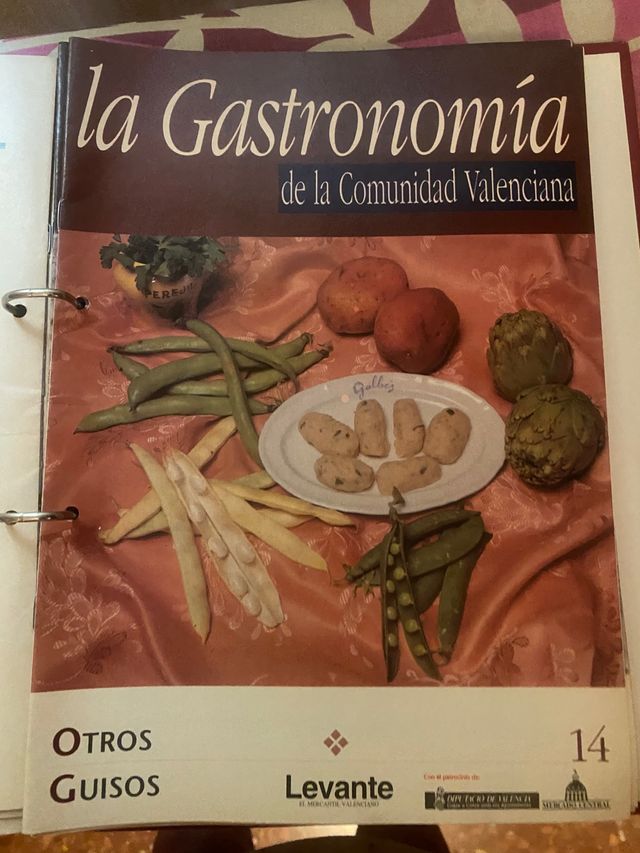 Fascículos de la gastronomía valenciana
