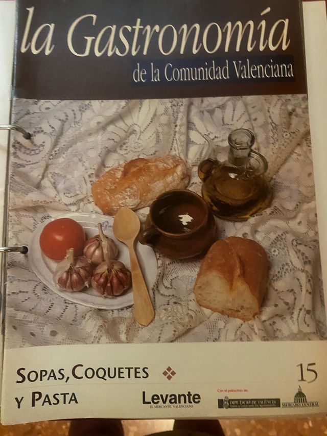 Fascículos de la gastronomía valenciana