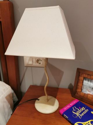 Dos lámparas 