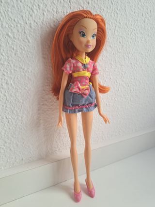 Muñeca Bloom Winx Club (City girl)