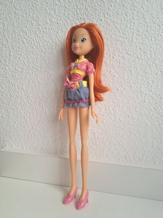 Muñeca Bloom Winx Club (City girl)