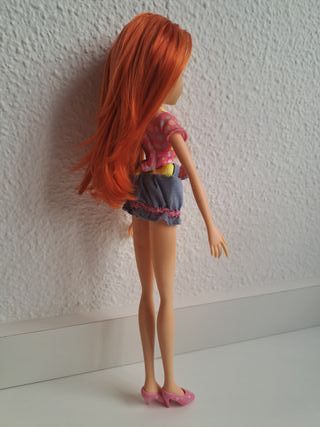 Muñeca Bloom Winx Club (City girl)