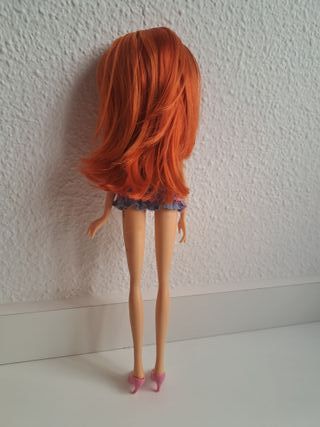 Muñeca Bloom Winx Club (City girl)