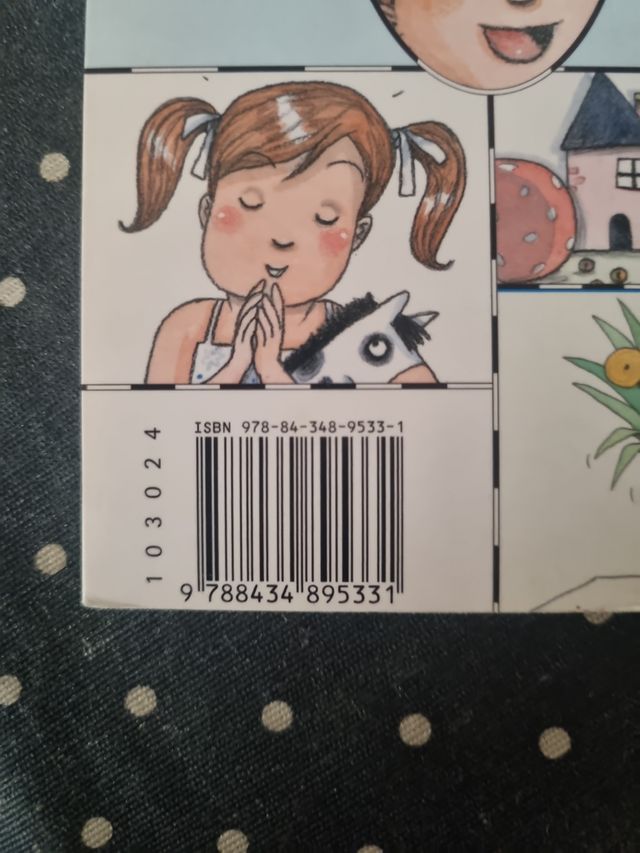 Lidia y yo ponemos la mesa