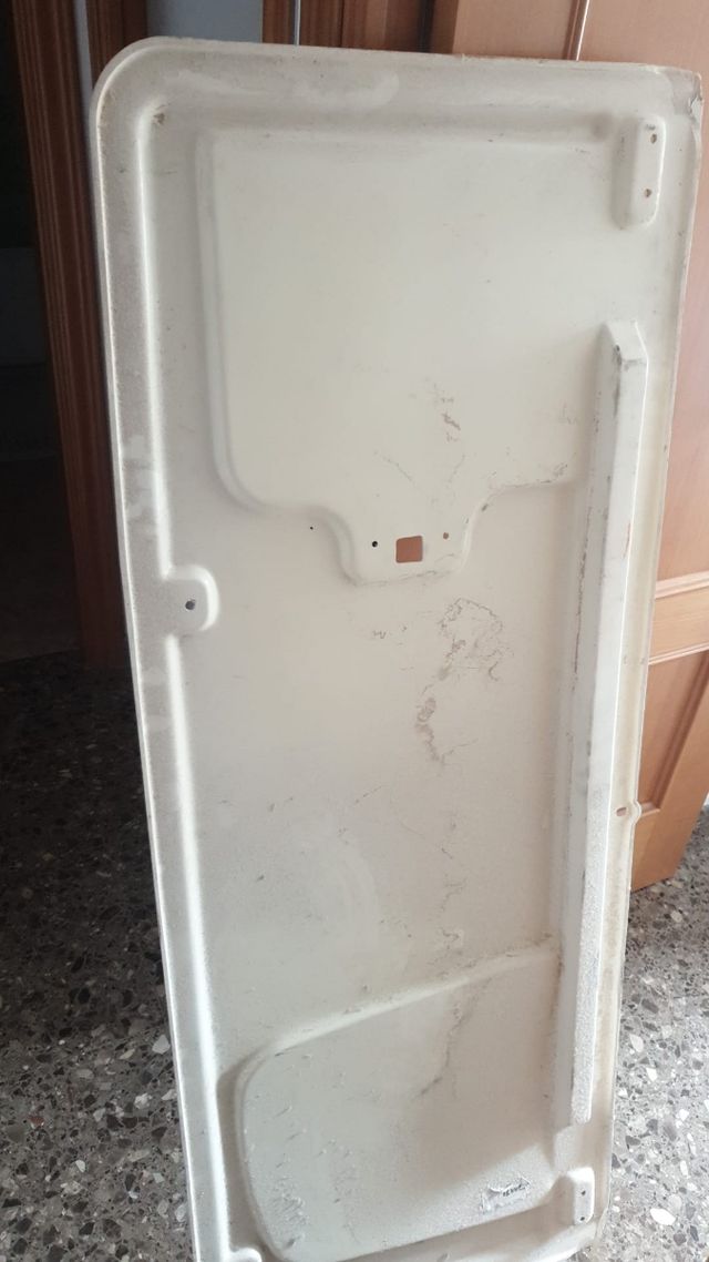 Puerta Caja izquierda aixan mega 