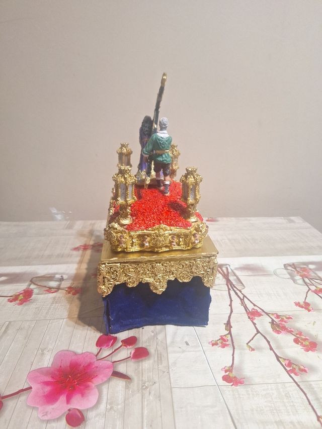 Figura gran poder miniatura