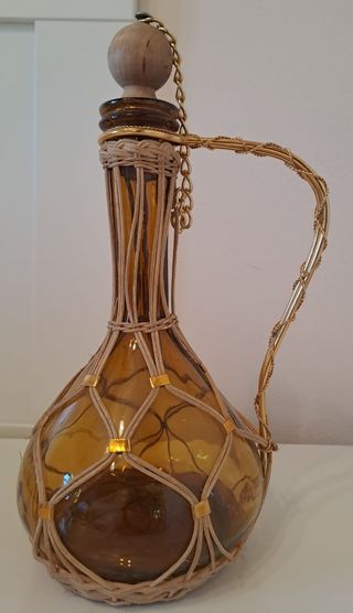 GARRAFON Y DOS CESTAS