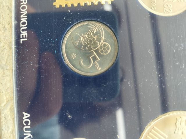 Estuche 6 monedas acuñación  1980