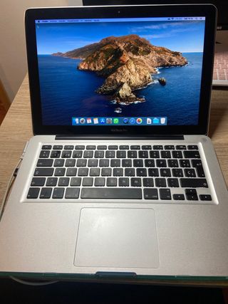 MACBOOK PRO 