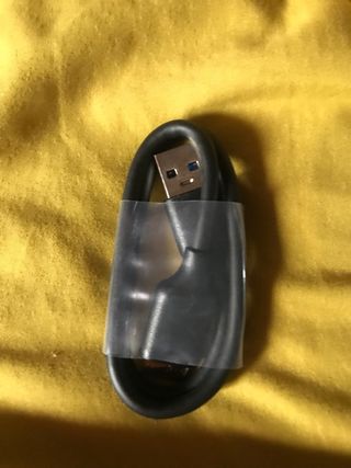 disco duro externo Hitachi 120GB escaso uso