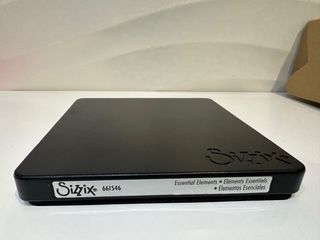 Máquina scrapbooking sizzix big shot plus