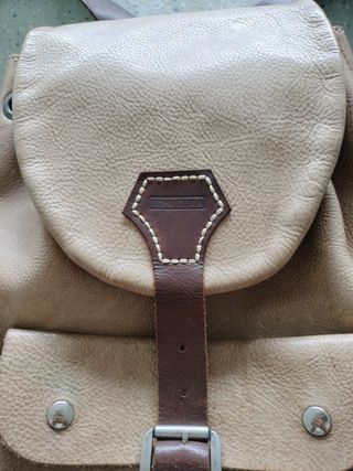Mochila de cuero 100%