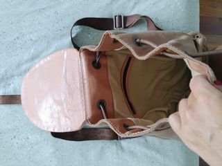 Mochila de cuero 100%