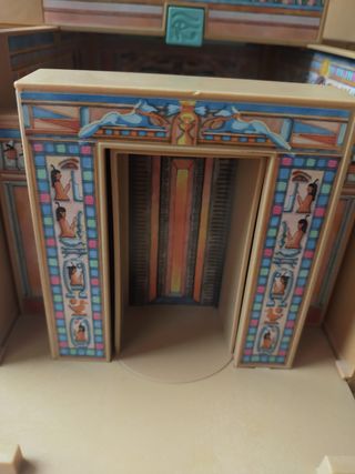 Pirámide de Playmobil