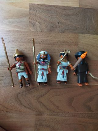 Pirámide de Playmobil