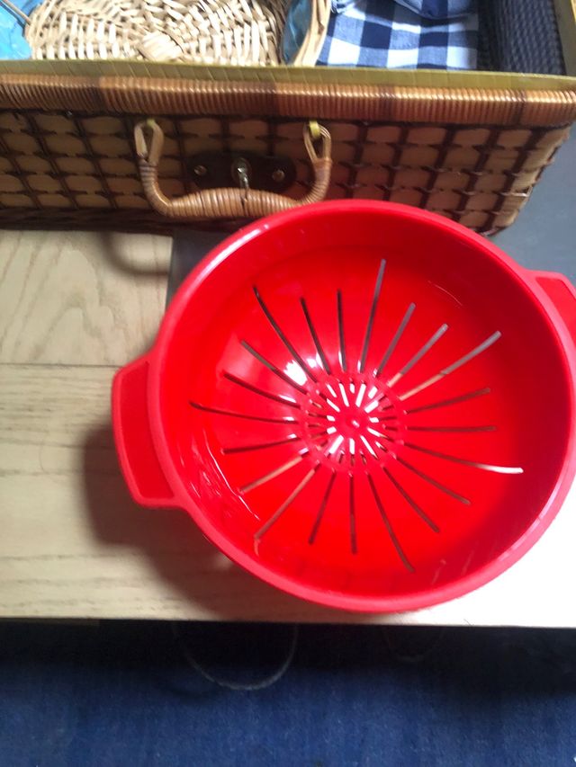 Cesta camping mimbre.