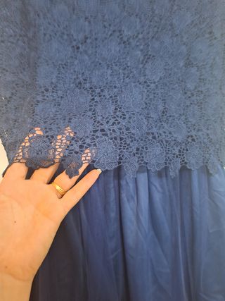 Vestido 15/16 /176cm nuevo