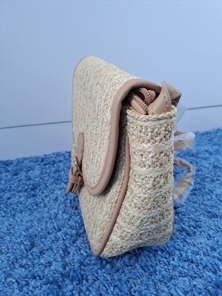 Bolso de rafia beige