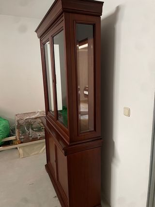 Mueble Vitrina de Haya.