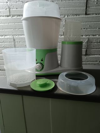 Calienta biberones y desestilizador.