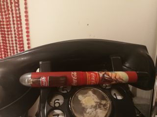 Pluma y caja en forma de botella Coca Cola vintage