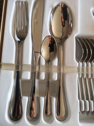 Servizio posate