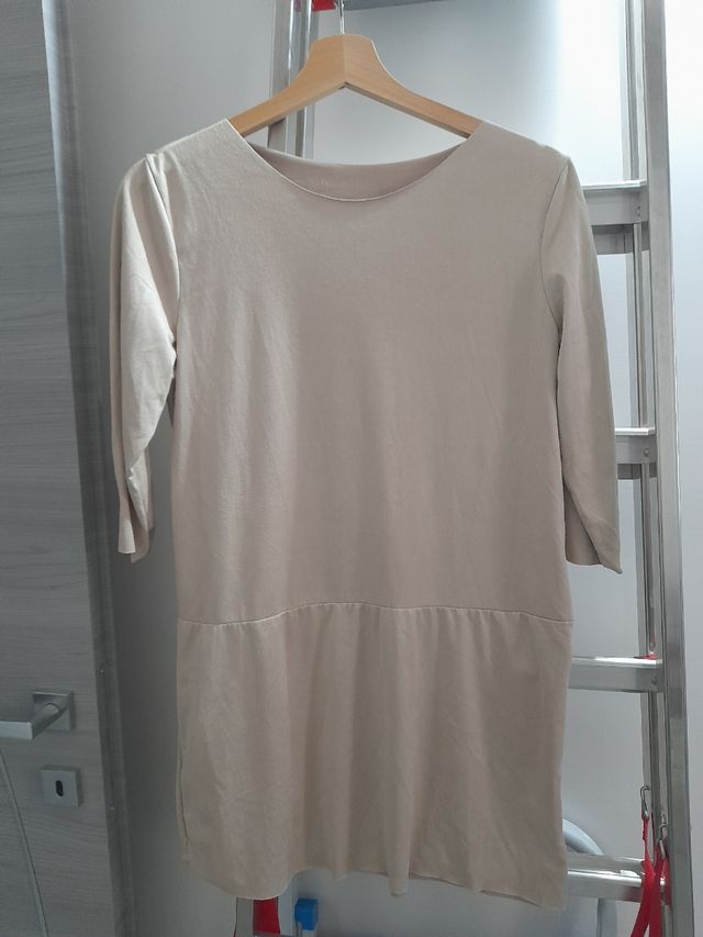 Vestito beige