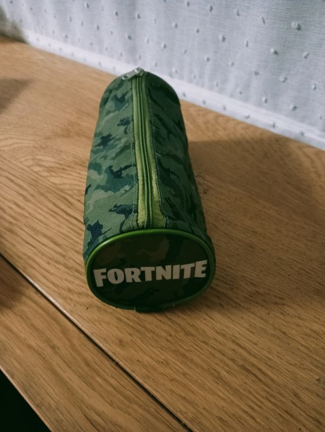 Estuche infantil FORNITE