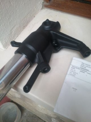 Honda X ADV 750 horquilla  ,derecha