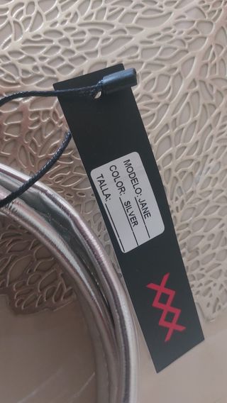 Zapatos plateados talla 21