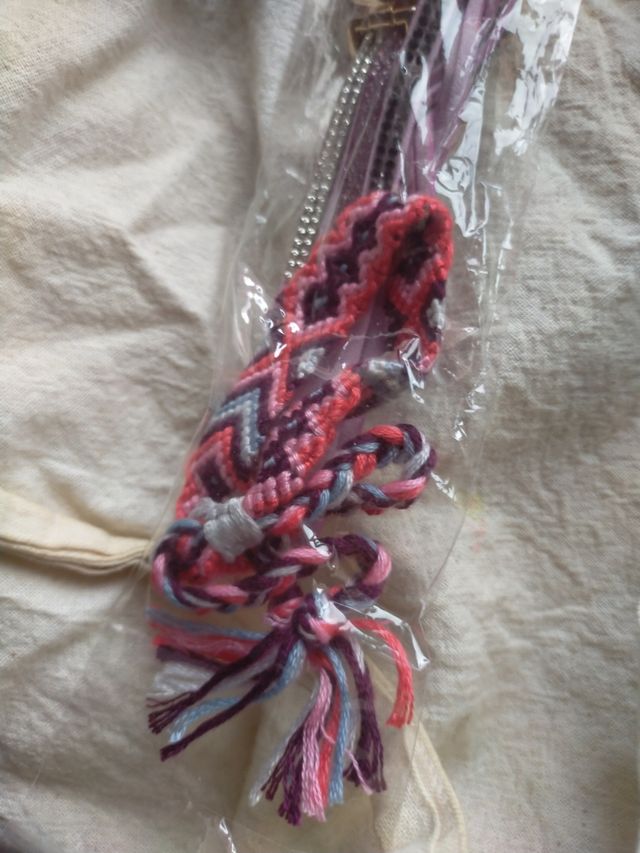 Conjunto de pulseras y reloj 💫