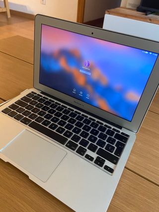 Macbook Air 11”